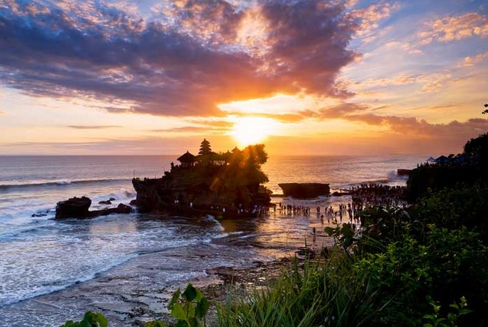 Inilah Indahnya Wisata Tanah Lot Bali